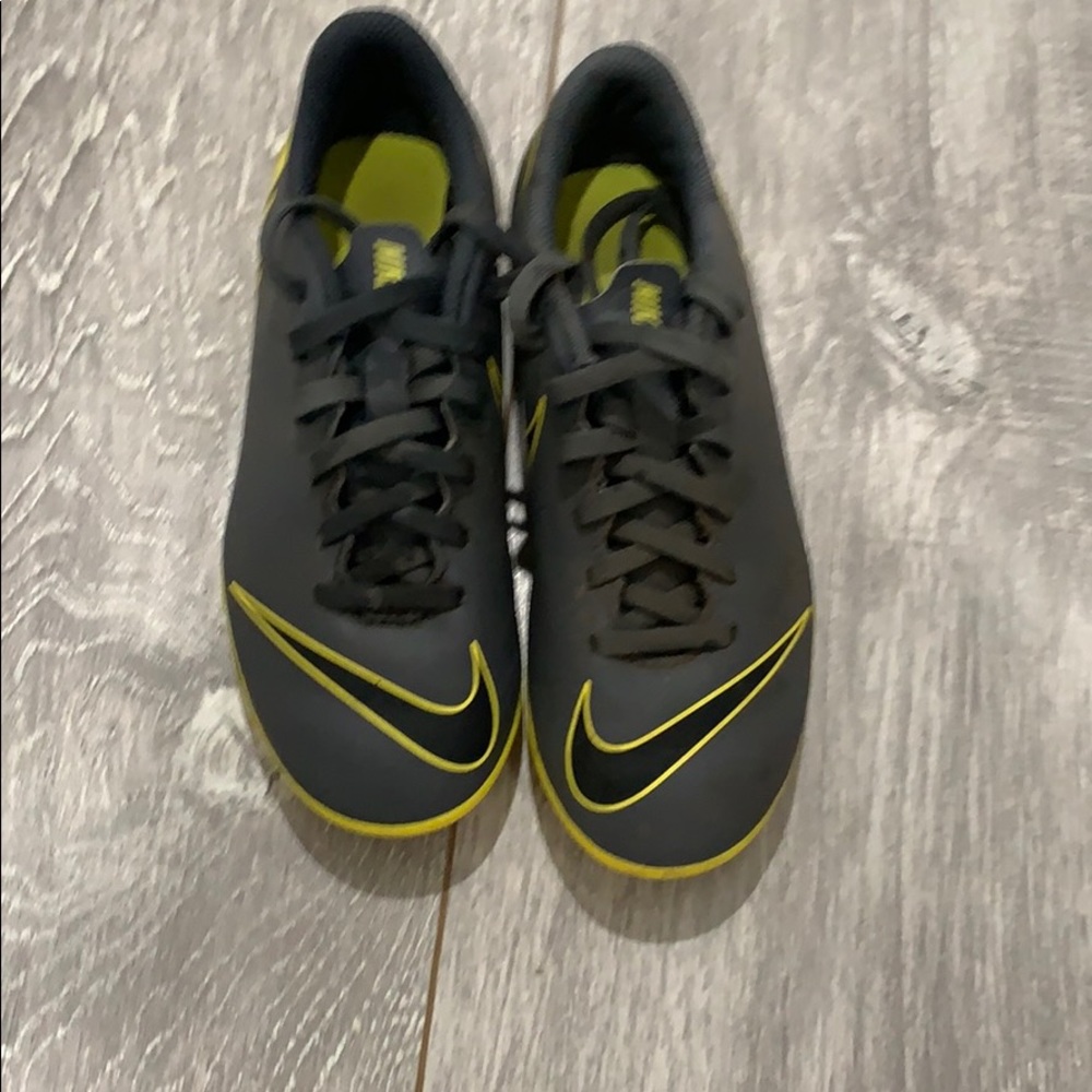 Gently used kids cleats